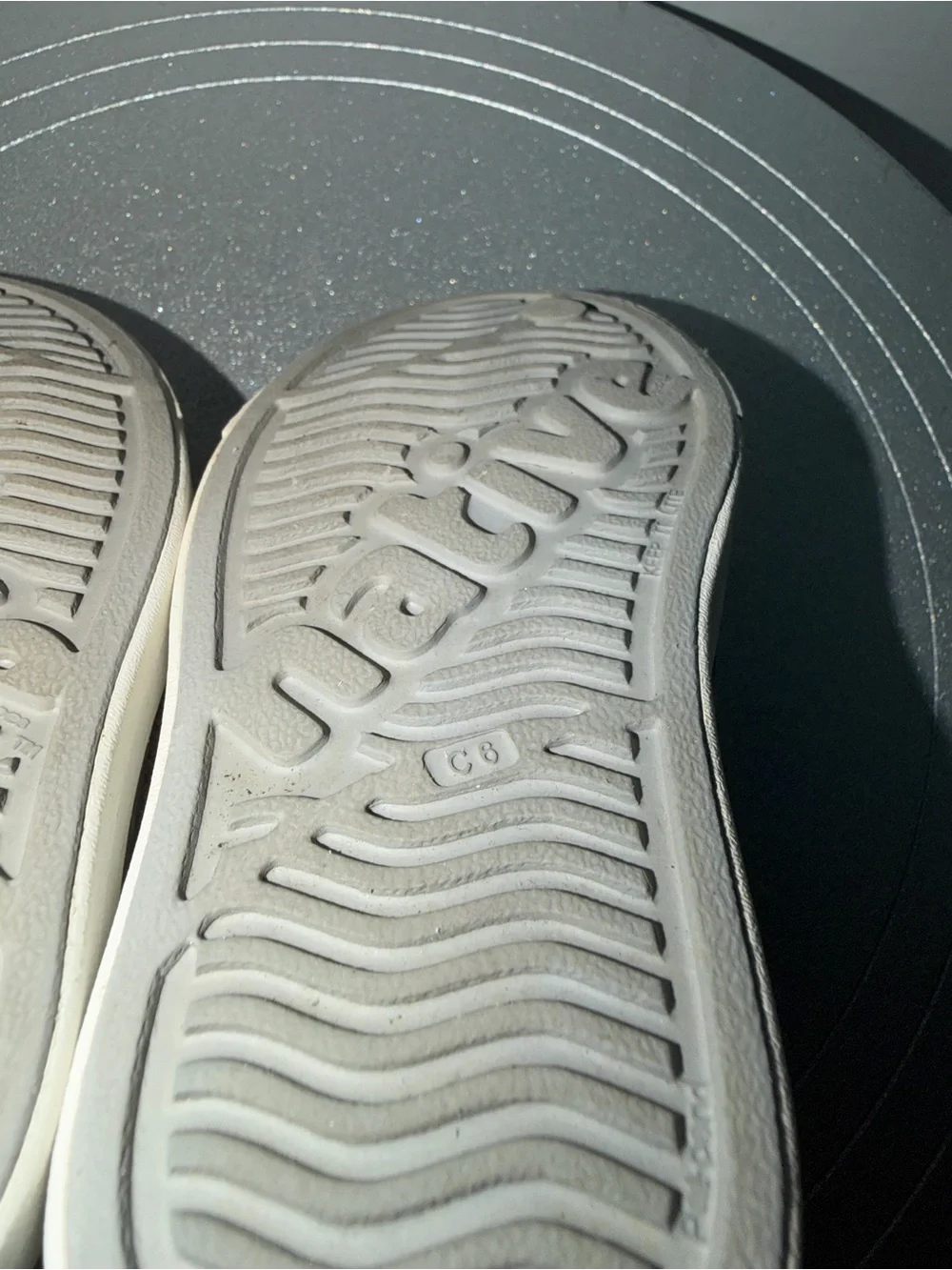 Native Shoes Jefferson Water Shoes In Grey Sz C 6 Kids